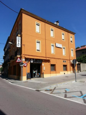 Отель Hostal Paula  Риполь
